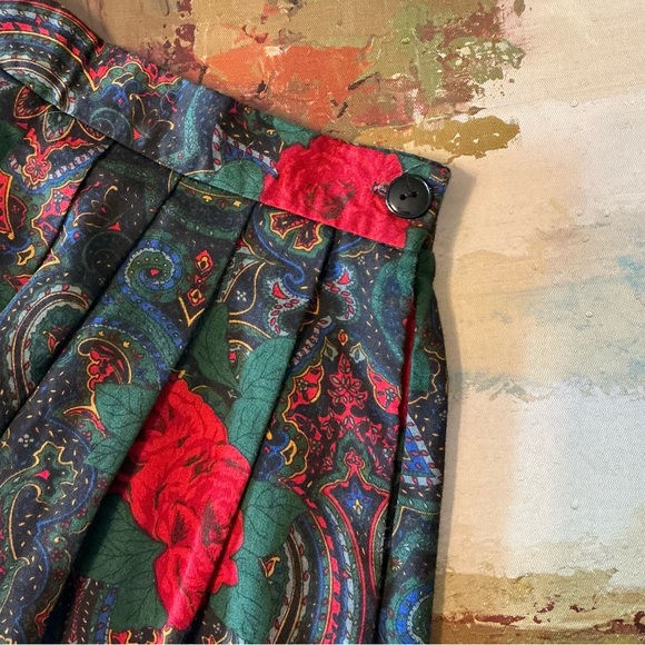 VINTAGE WORTHINGTON - Pleated Floral Skirt - Picture 4 of 9